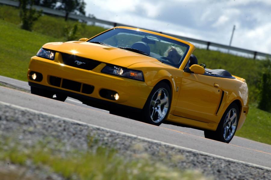  Ford Mustang SVT Cobra Convertible 2002 года  (фото 18 из 103)